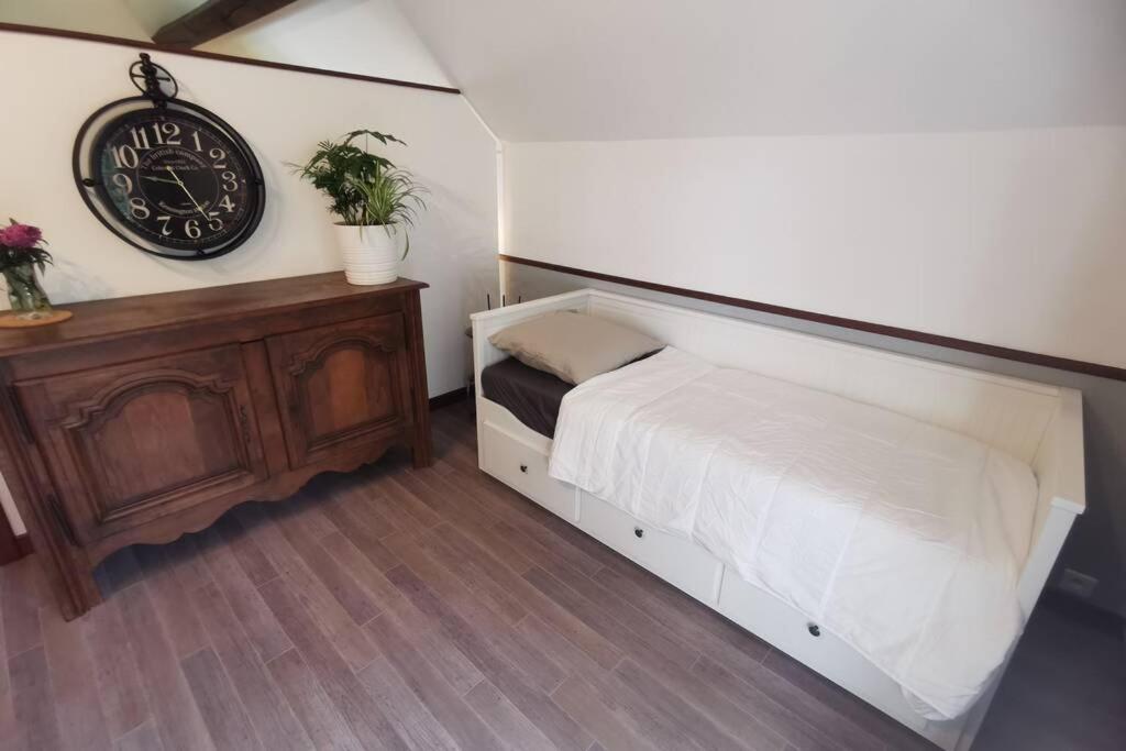 Gite Le Balcon Flaubert Forges-les-Eaux Ngoại thất bức ảnh