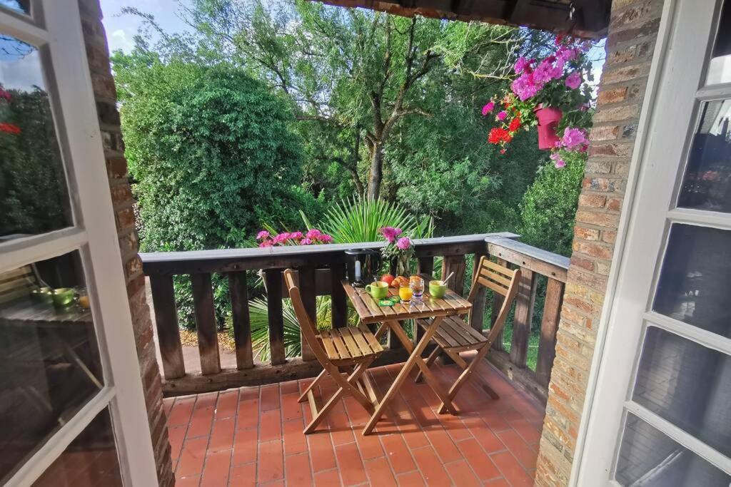 Gite Le Balcon Flaubert Forges-les-Eaux Ngoại thất bức ảnh