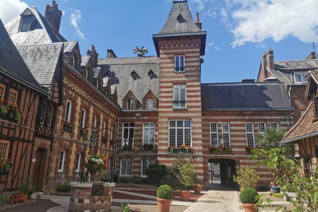 Gite Le Balcon Flaubert Forges-les-Eaux Ngoại thất bức ảnh